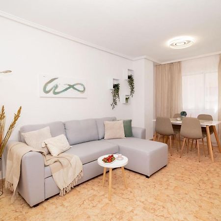 Piso En El Centro Leilighet Torrevieja Eksteriør bilde