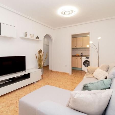 Piso En El Centro Leilighet Torrevieja Eksteriør bilde