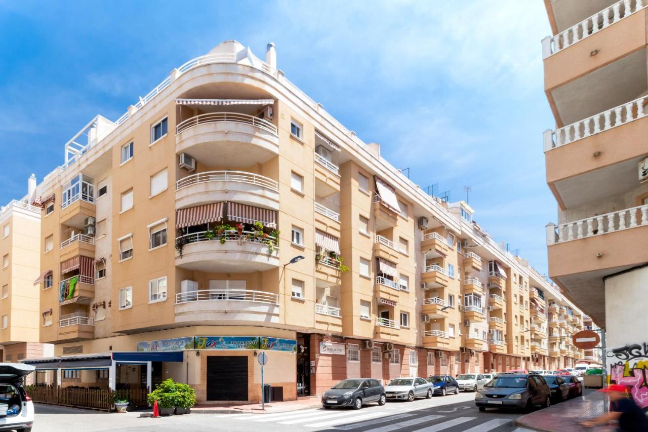 Piso En El Centro Leilighet Torrevieja Eksteriør bilde
