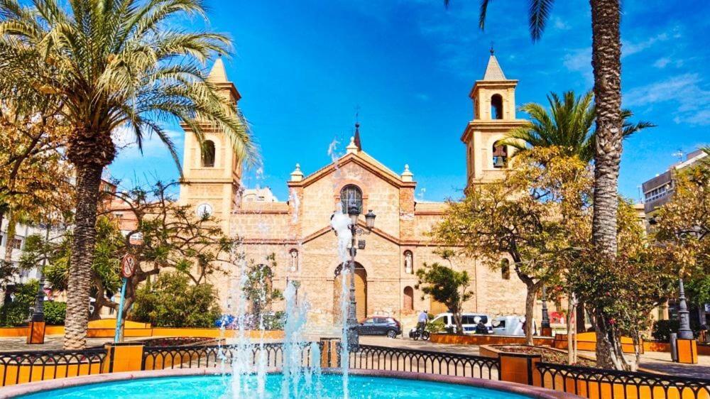 Piso En El Centro Leilighet Torrevieja Eksteriør bilde