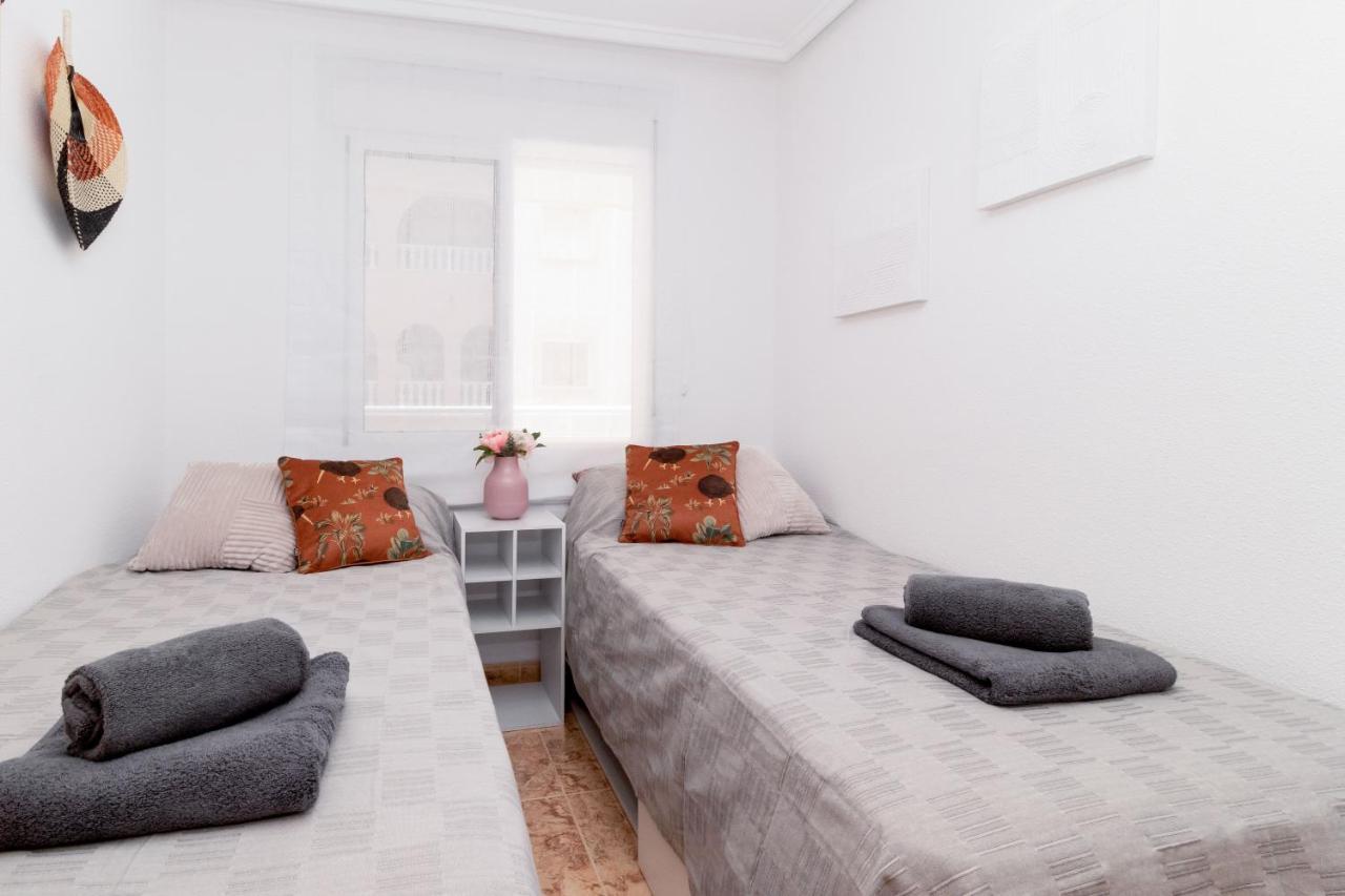 Piso En El Centro Leilighet Torrevieja Eksteriør bilde