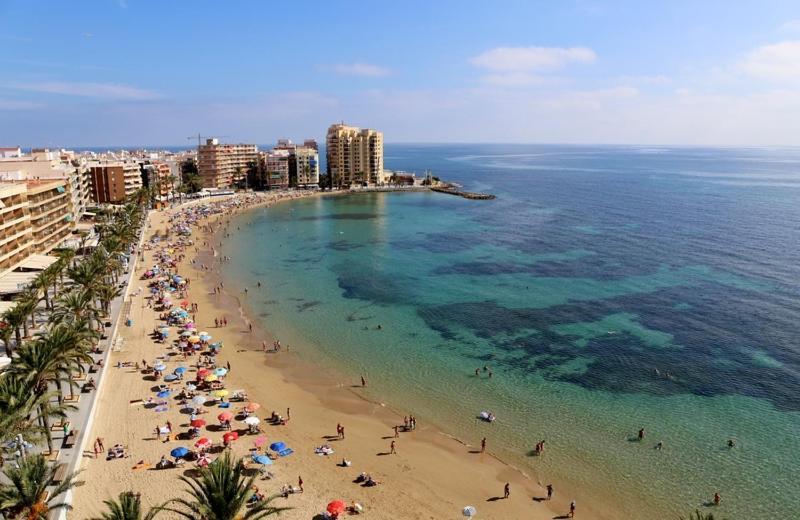 Piso En El Centro Leilighet Torrevieja Eksteriør bilde